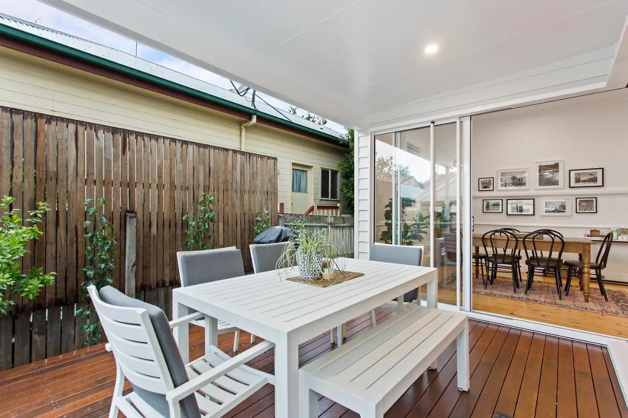 בית נופש טוומבה Sierra Cottage - A Homely Space, Superb Location